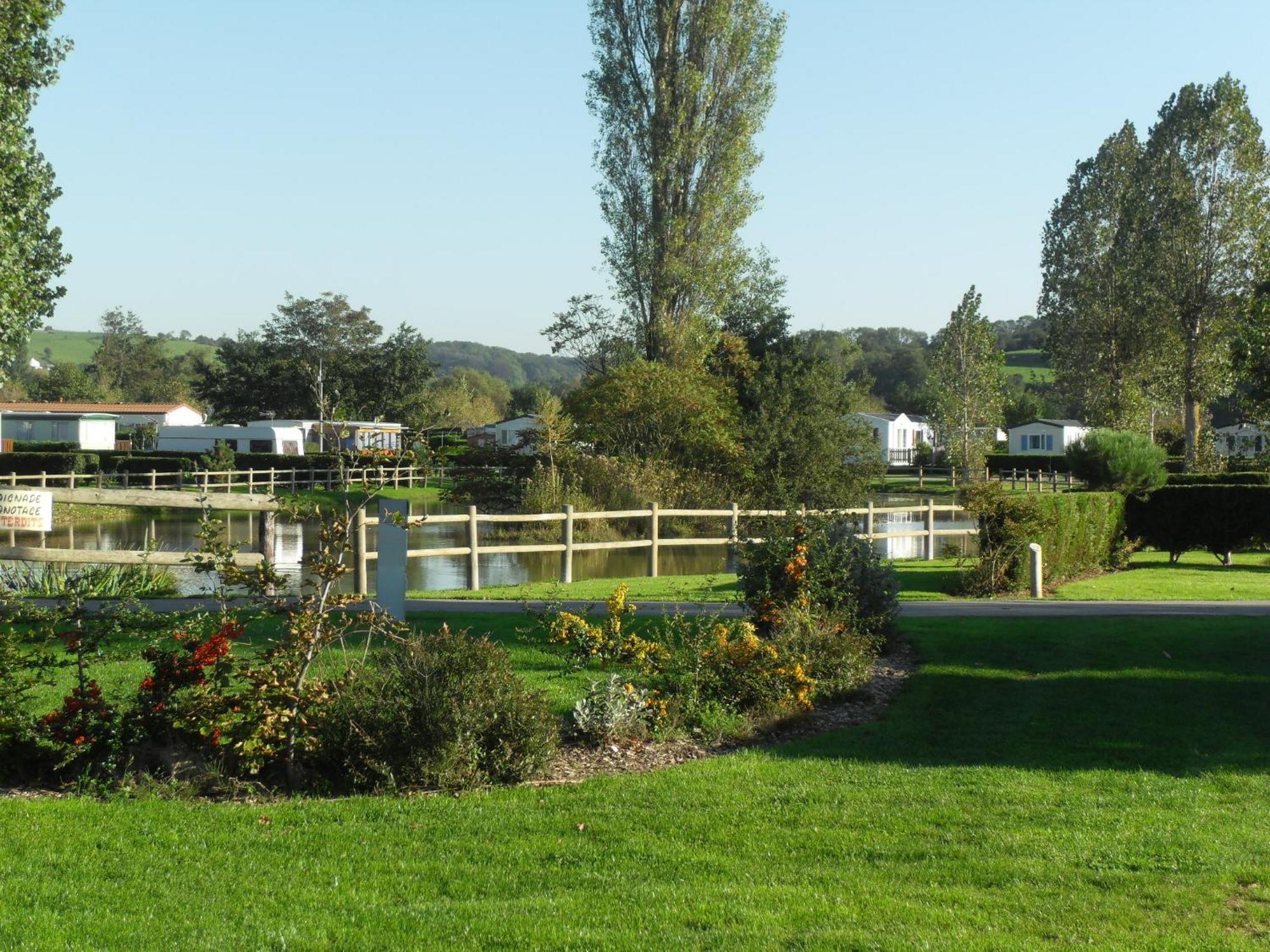 Camping Le Marqueval Pourville-sur-Mer Exterior foto