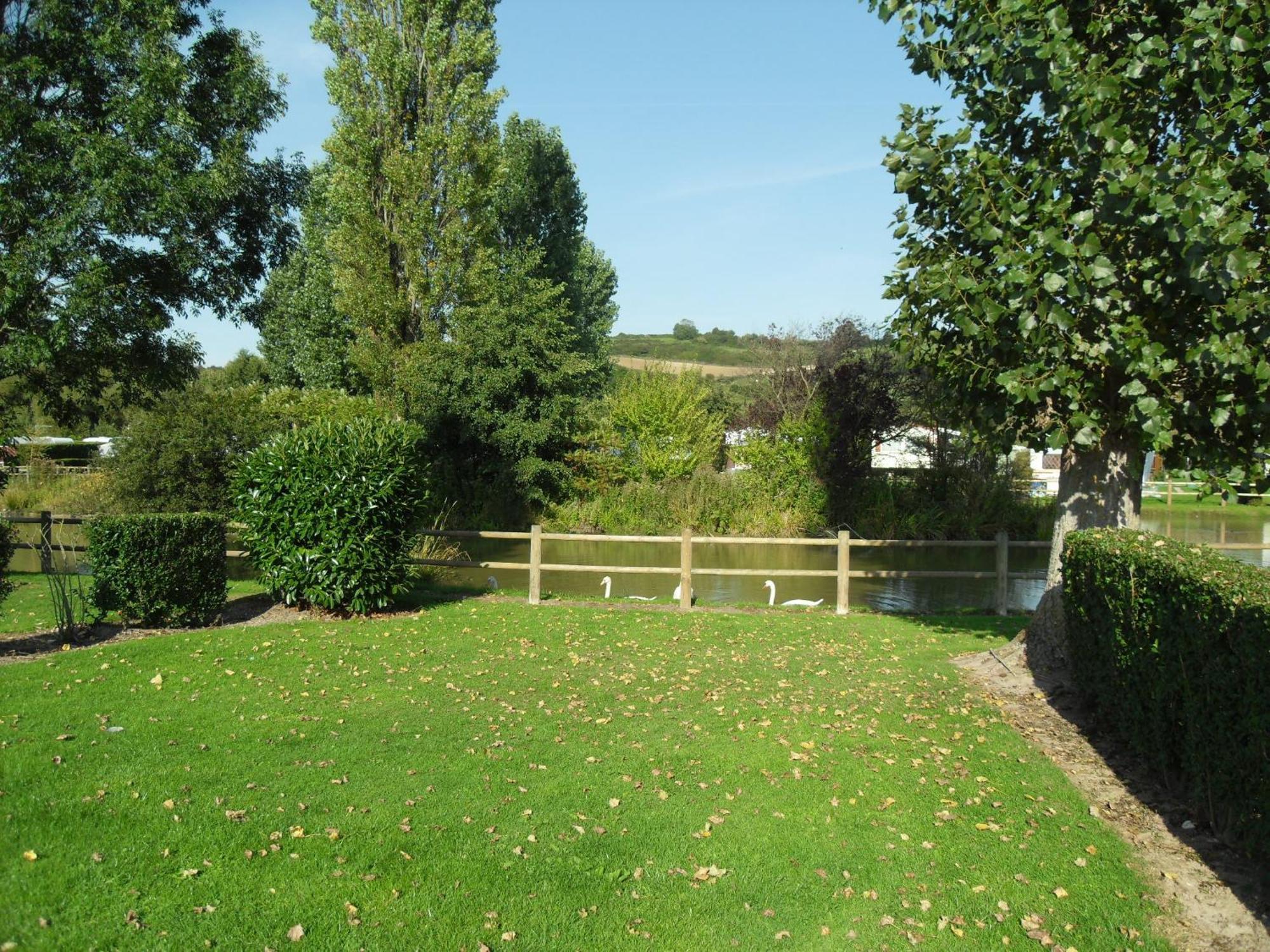 Camping Le Marqueval Pourville-sur-Mer Exterior foto